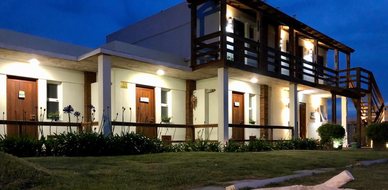 Unique Hotel & Suites Punta Del Diablo Exterior photo